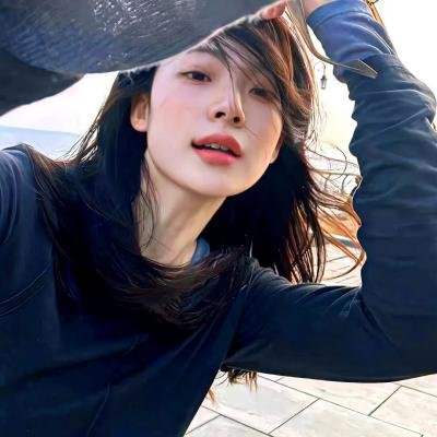 三超人与女霸王